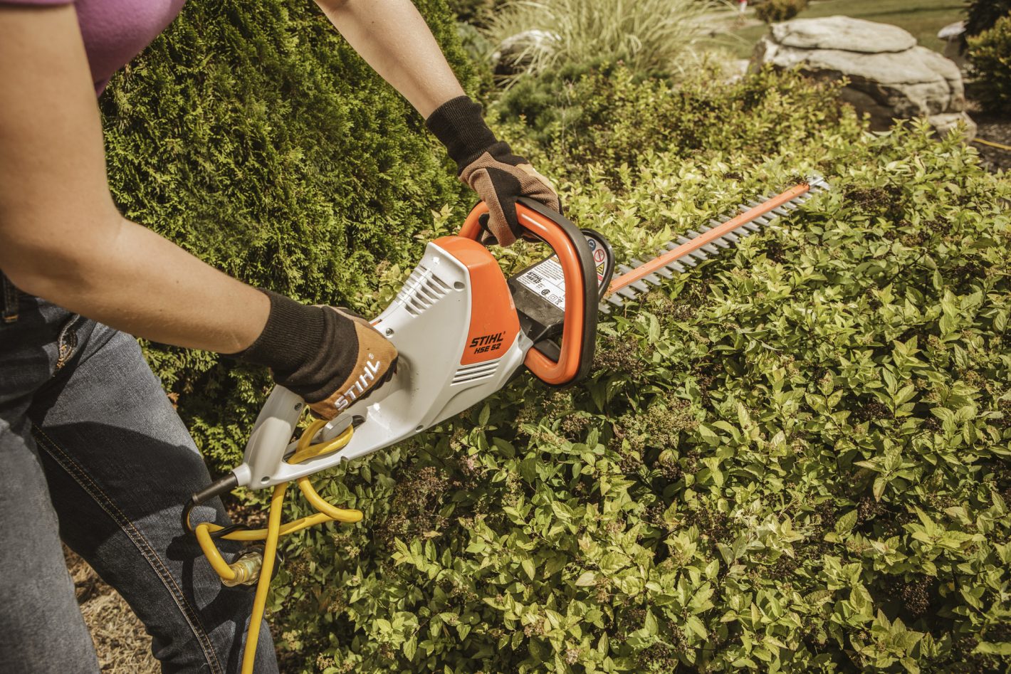 Stihl Electric Hedge Trimmer With 460 watt 18 inch Bar Length , HSE-52